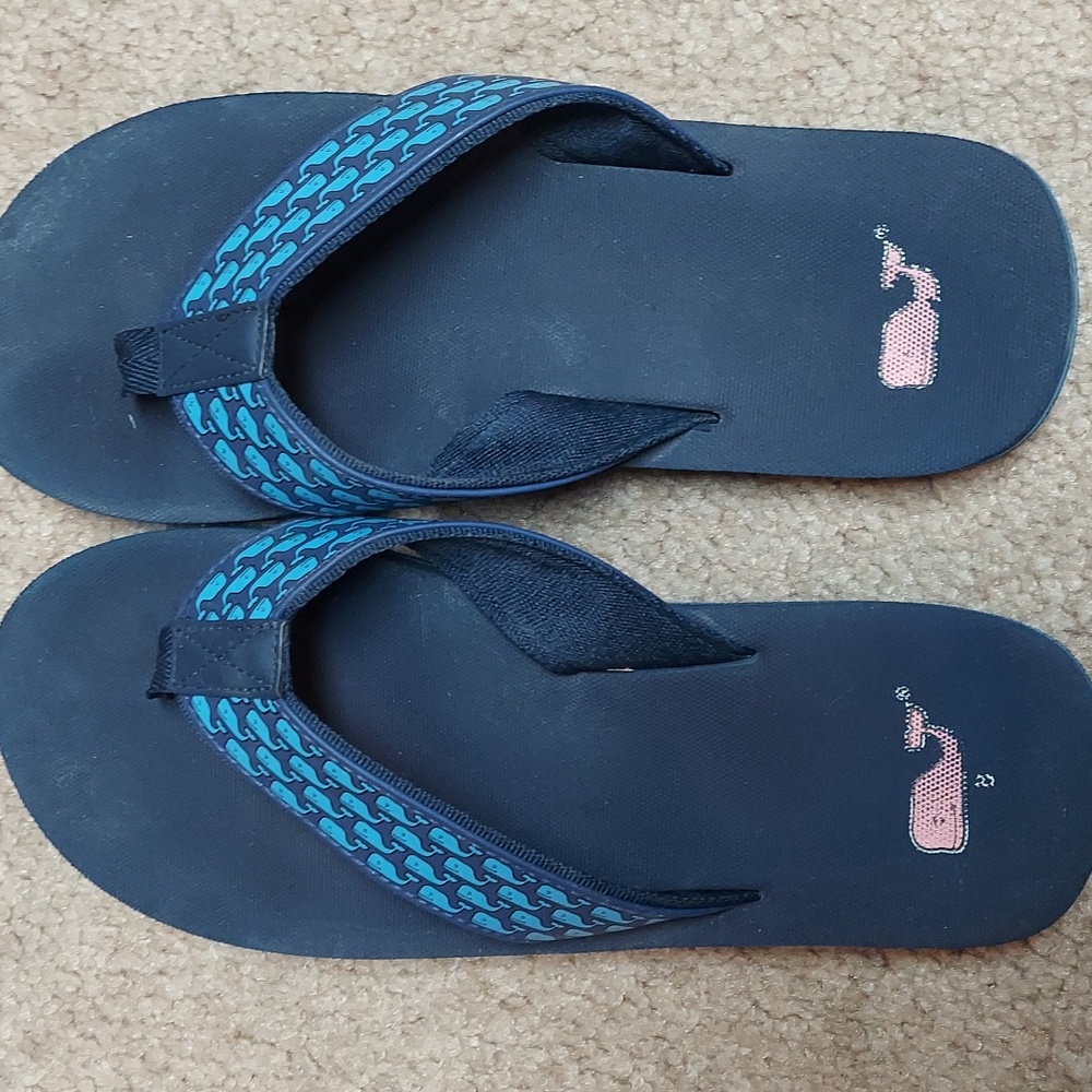 Used vineyard vines sandals
